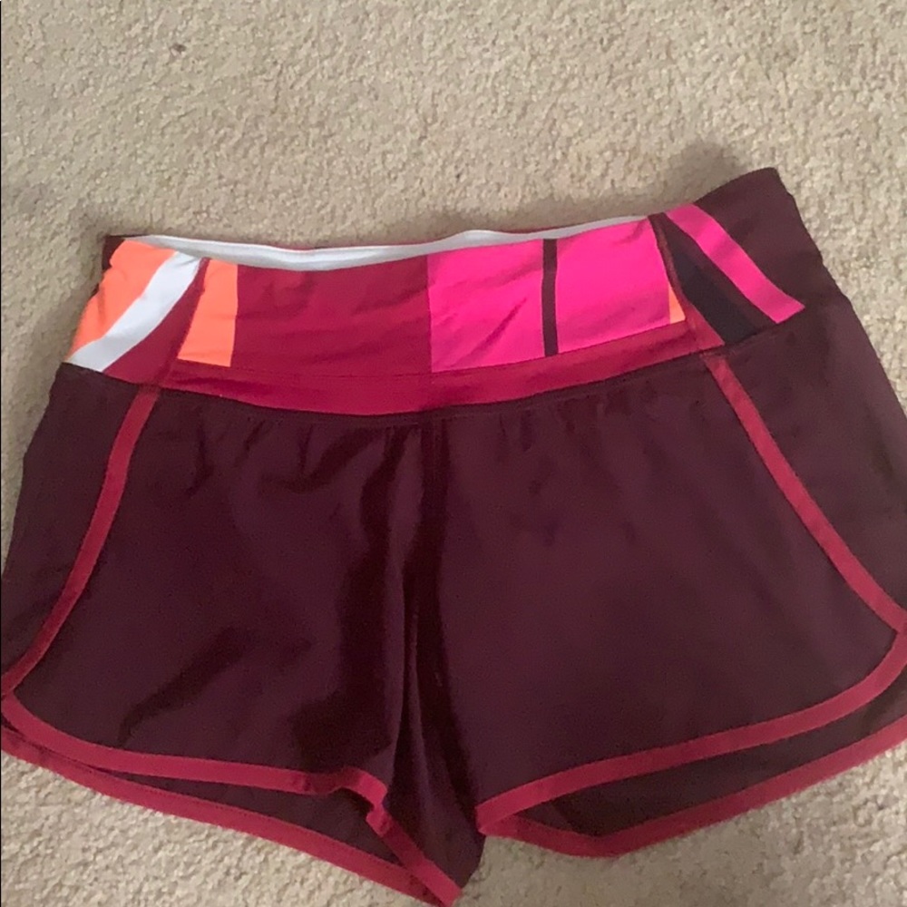 Maroon 4” lululemon Speed up shorts EUC